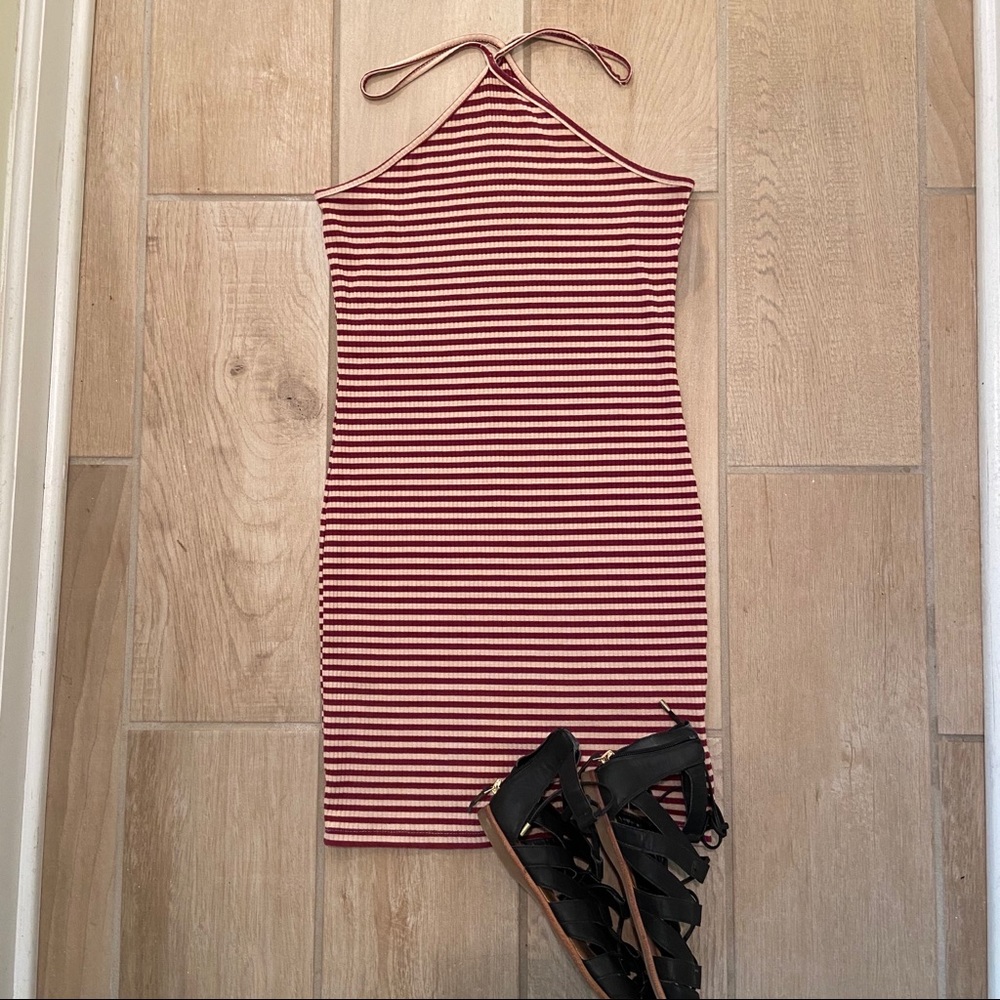 ✨PRICE DROP✨ Bodycon halter dress